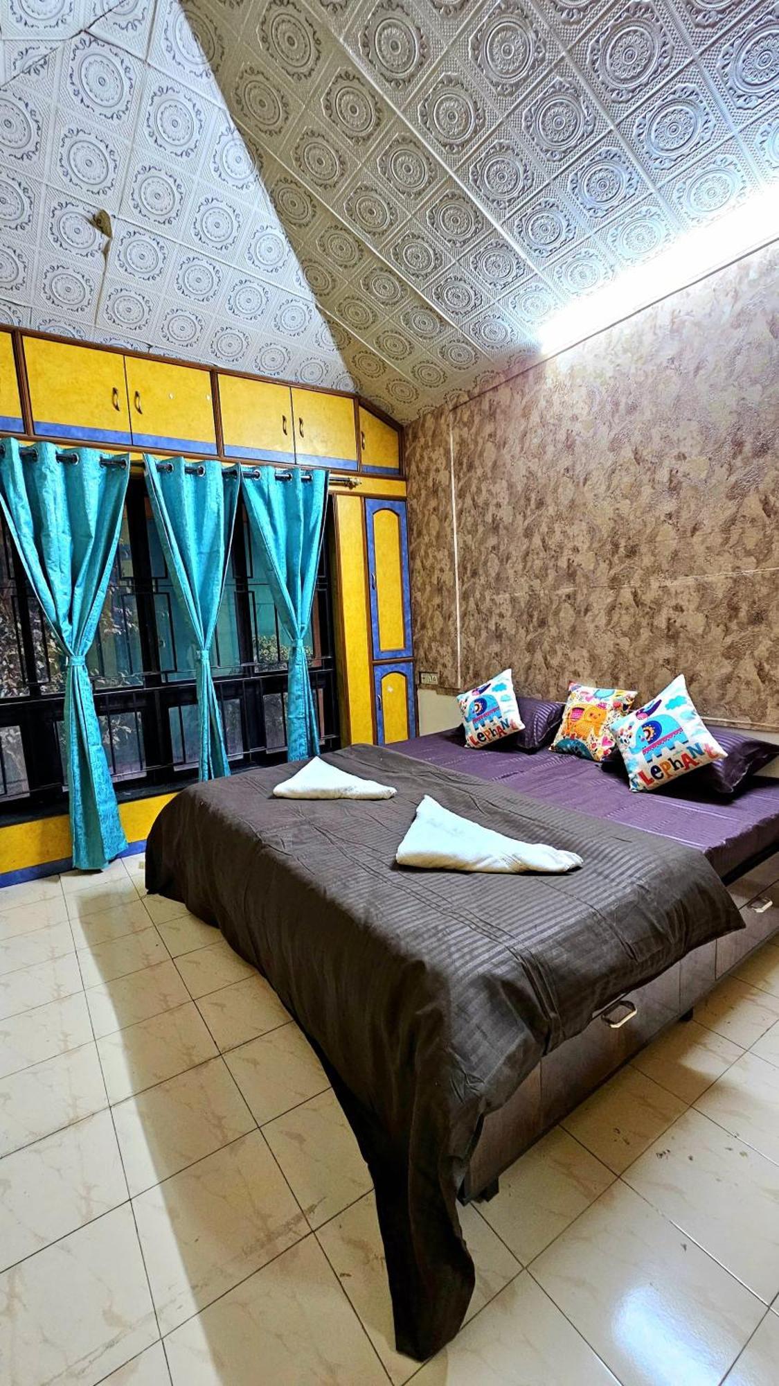 Elephant House - Boutique Hostel & Cowork Méribel Village Kültér fotó