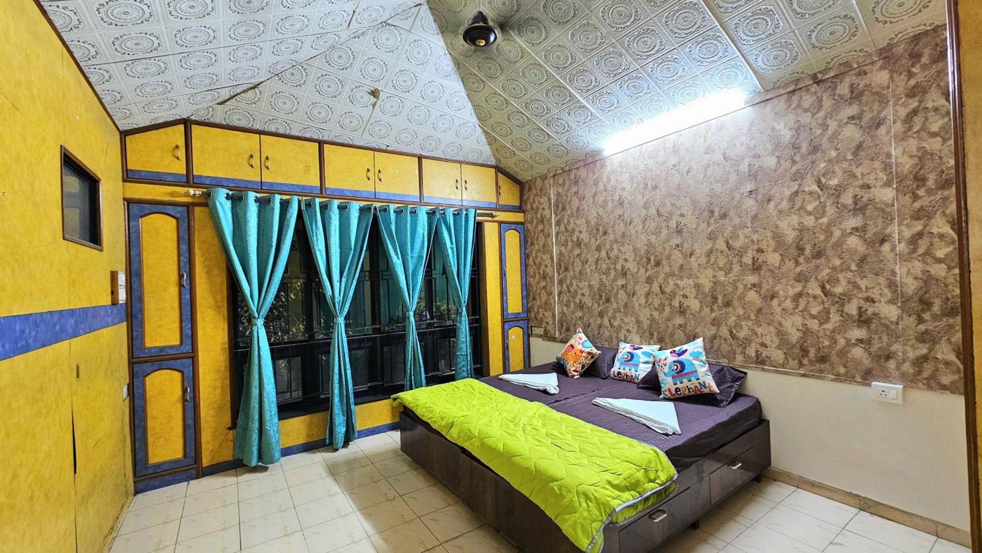 Elephant House - Boutique Hostel & Cowork Méribel Village Kültér fotó