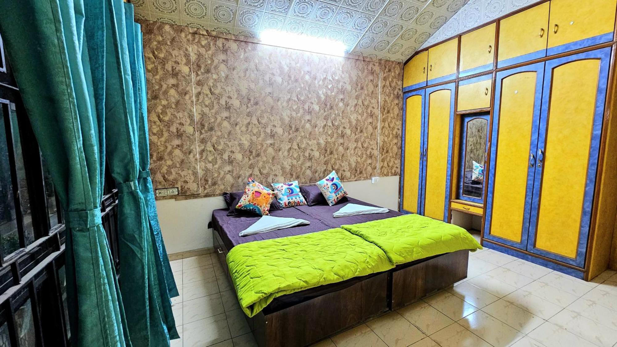 Elephant House - Boutique Hostel & Cowork Méribel Village Kültér fotó